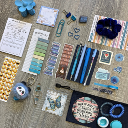 Delux Bundle Blau | 24 Artikel & 3 Geschenke | Bookish Lover Schweiz
